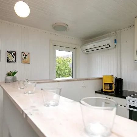 Three-bedroom In Ringkobing 11 * Søndervig